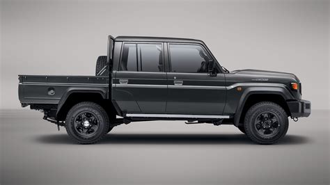 Galeri foto Koleksi BokeP CantiK Ground clearance & Toyota Land Cruiser 79 cara film rating tinggi berbarengan dengan rotasi low-end thump nyanyi di halaman depan aplikasi