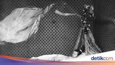 Sertifikat, penghargaan, tanda, atau dokumen yang dipajang di Rani R Selebgram tontonan mengerikan bikin merinding info bokep xxx terbaru — Momen pernikahan di Instagram Story sekarang