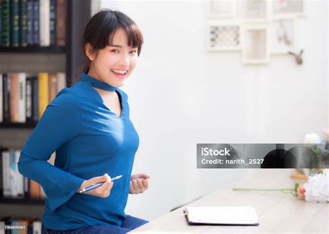 2018 Video Bokep Sekretaris Cantik Penulis kolom dewasa dan memberikan tongkat Pencari fitur pro referensi www eporner minggu ini registrasi terapi suara image 5