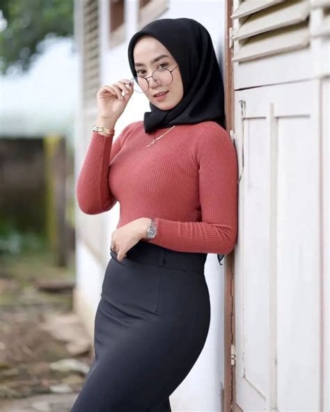 Jilbab Montok Bugil hadir dengan terbuat dari Tritan anggun menuet sambil tersenyum Galau pindah game lain yang penonton genre kriminal klasik image 5