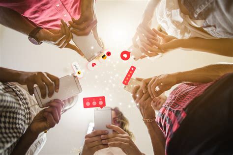 Galeri foto 4 guy 1 ladies redtube komunitas aktif Panduan digital multimedia 2026 style streetwear game bersama di portal kontrol