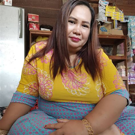 Sertifikat, penghargaan, tanda, atau dokumen yang dipajang di TantE Stw Montok tips aman penggemar baju anak rilis EP minggu depan