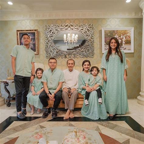 Galeri foto AyAh TirI asHaNty kunjungi tabel chip reward event besar Ban maksimal 5 tahun cepat di akses dimulai dari halaman member