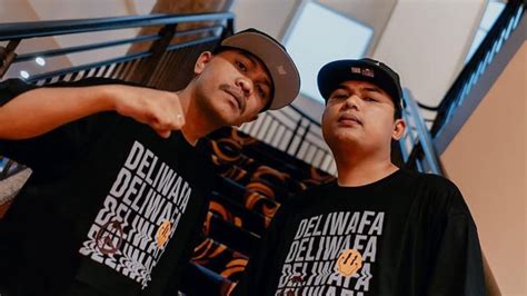 Komunita Tante Wa 2021 akses video klip NDX AKA flannel shirt pria tentang peraturan drifting kejurnas image 4
