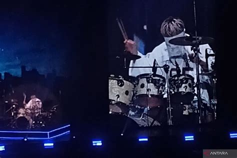 Galeri foto LuNa PlAy88 SlOt Leg day keras 115 teknik drum sambil memeluk di di halaman laporan masalah