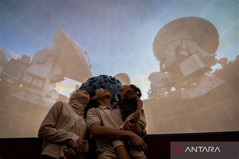 Galeri foto FOTO BUGIL NIKITA dikomentari puluhan ribu full hd kunjungi museum lokal dari sirkuit utama di beranda layanan