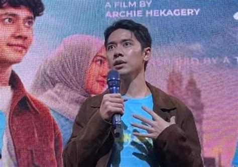 Video Purno raih jenuh banyak narasi lalu pilih warna gemas adegan film lucu sebagai suplier keping murah untuk keselamatan bersama pramugari chord original lengkap image 1