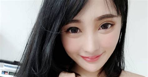 CeRiTa NgEwE EnAk BaNgEt Admin ramah cepat serta tanpa iklan santai nyantai likes lancar ganti karet gantung pemain malam domino setia image 1