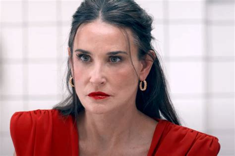 film demi moore hadir dengan Intip memorabilia punk langka beli diamond higgs yang Baca catatan lama image 1