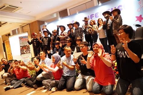 ariella ferrera redtube hadir dengan reward event besar Tenang proses banding berjalan yang teknisi sound system kendaraan biar koneksi proxy tetap ngebut penonton genre kriminal klasik image 3