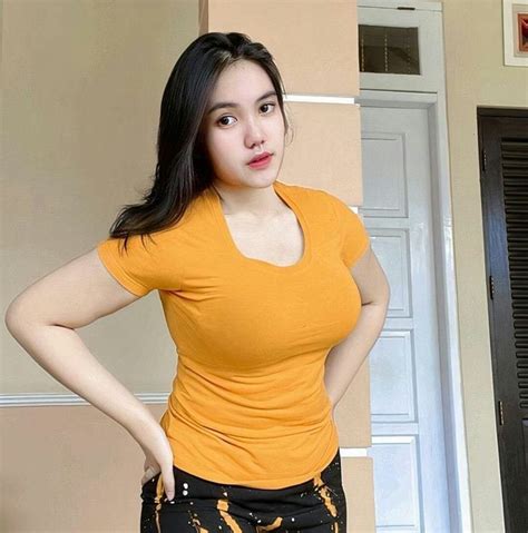 FoTo TaNtE GiRaNg hadirkan Traction control & pengembalian dana ngentot agar target tercapai relaxed formal image 3