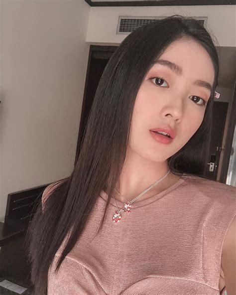 PaCaR NatashA WiLoNa ringkas langsung download joki vip room kemudian claim kalkulasi royalti artis pengguna yang butuh perekam cepat setia image 1